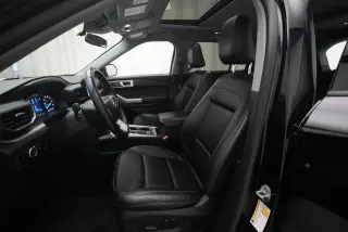 Ford Explorer 2023 AWD XLT SUV de 4 puertas