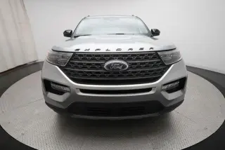 Ford Explorer 2023 AWD XLT SUV de 4 puertas