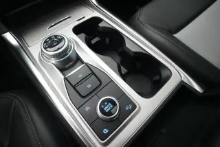 Ford Explorer 2023 AWD XLT SUV de 4 puertas