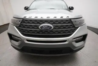 Ford Explorer 2023 AWD XLT SUV de 4 puertas