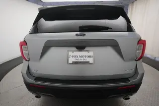 Ford Explorer 2023 AWD XLT SUV de 4 puertas
