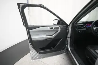 Ford Explorer 2023 AWD XLT SUV de 4 puertas