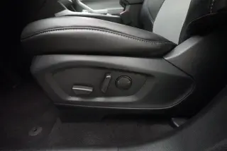 Ford Explorer 2023 AWD XLT SUV de 4 puertas