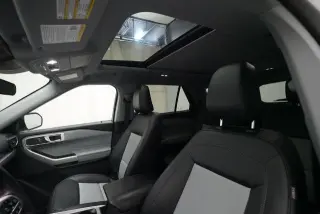 Ford Explorer 2023 AWD XLT SUV de 4 puertas
