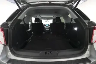 Ford Explorer 2023 AWD XLT SUV de 4 puertas