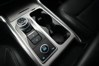 Ford Explorer 2023 AWD XLT 4 puertas SUV