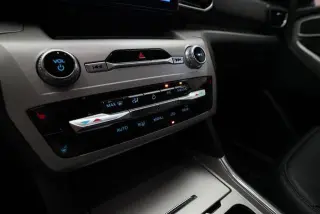 Ford Explorer 2023 AWD XLT 4 puertas SUV