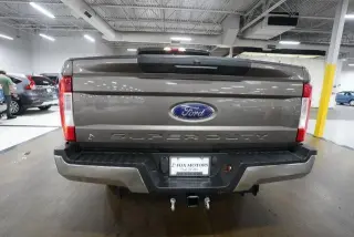 Ford F-250 Super Duty 2019 4x4 XLT Cabina Crew 4 puertas 6.8 pies caja corta Pickup