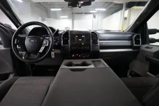 Ford F-250 Super Duty 2019 4x4 XLT Cabina Crew 4 puertas 6.8 pies caja corta Pickup
