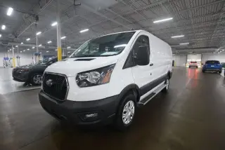 Ford Transit 2025 250 3 puertas LWB Techo Bajo Furgón de Carga