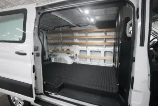 Ford Transit 2025 250 3 puertas LWB Techo Bajo Furgón de Carga