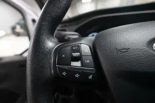 Ford Transit 2025 250 3 puertas LWB Techo Bajo Furgón de Carga