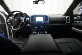 Ford F-150 2020 4x4 Lariat 4 puertas SuperCrew 5.5 pies. SB