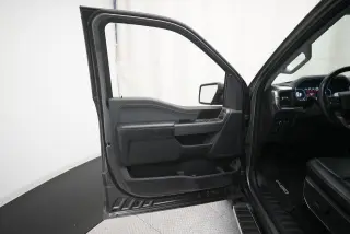 Ford F-150 2022 4x4 Lariat 4 puertas SuperCrew 5.5 pies. SB