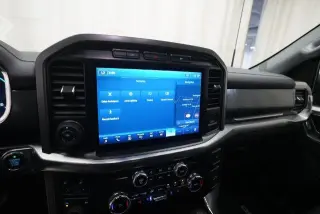 Ford F-150 2022 4x4 Lariat 4 puertas SuperCrew 5.5 pies. SB