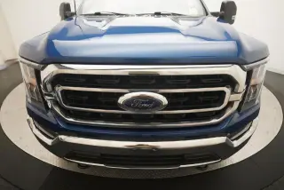 Ford F-150 2022 4x4 XLT 4 puertas SuperCrew 5.5 pies. Caja corta