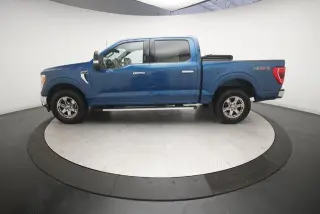 Ford F-150 2022 4x4 XLT 4 puertas SuperCrew 5.5 pies. Caja corta