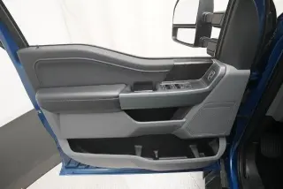 Ford F-150 2022 4x4 XLT 4 puertas SuperCrew 5.5 pies. Caja corta
