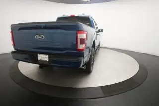 Ford F-150 2022 4x4 Lariat 4 puertas SuperCrew 6.5 pies. Caja corta