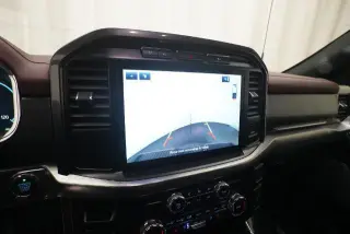 Ford F-150 2022 4x4 Lariat 4 puertas SuperCrew 6.5 pies. Caja corta