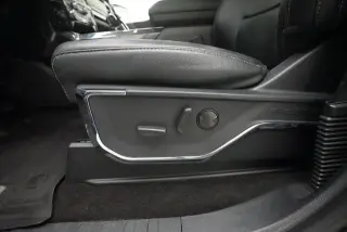 Ford F-150 2022 4x4 Lariat 4 puertas SuperCrew 6.5 pies. Caja corta