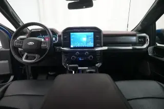Ford F-150 2022 4x4 Lariat 4 puertas SuperCrew 6.5 pies. Caja corta