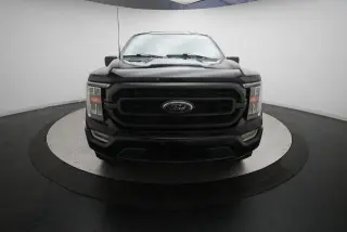 Ford F-150 2023 4x4 XLT 4 puertas SuperCrew 5.5 pies. SB