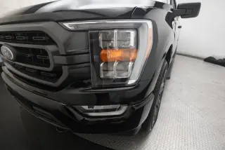 Ford F-150 2023 4x4 XLT 4 puertas SuperCrew 5.5 pies. SB