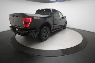 Ford F-150 2023 4x4 XLT 4 puertas SuperCrew 5.5 pies. SB