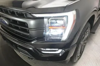 Ford F-150 2023 4x4 Lariat 4 puertas SuperCrew 6.5 pies. SB