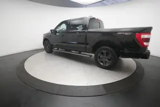 Ford F-150 2023 4x4 Lariat 4 puertas SuperCrew 6.5 pies. SB
