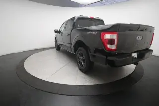 Ford F-150 2023 4x4 Lariat 4 puertas SuperCrew 6.5 pies. SB