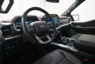 Ford F-150 2023 4x4 Lariat 4 puertas SuperCrew 6.5 pies. SB