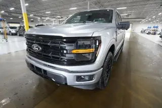 Ford F-150 2024 4x4 XLT 4 puertas SuperCrew 6.5 pies. SB