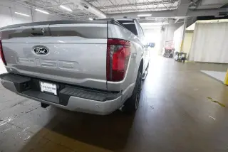 Ford F-150 2024 4x4 XLT 4 puertas SuperCrew 6.5 pies. SB