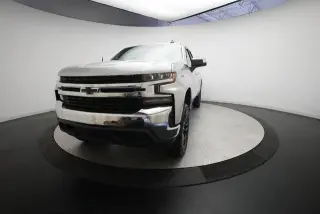 Chevrolet Silverado 1500 2020 4x4 LT 4 puertas Doble Cabina 1.98 m (6.6 pies) caja corta