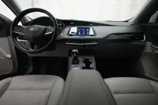 Cadillac XT4 2022 4x4 Lujo 4 puertas Crossover