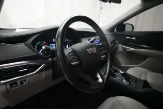 Cadillac XT4 2022 4x4 Lujo 4 puertas Crossover