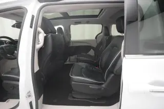 Chrysler Pacifica Híbrido 2022 Limited 4 puertas Minivan