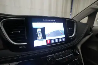 Chrysler Pacifica Híbrido 2022 Limited 4 puertas Minivan