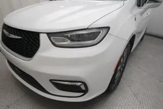 Chrysler Pacifica Híbrido 2022 Limited 4 puertas Minivan
