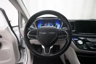 Chrysler Pacifica Híbrido 2022 Limited 4 puertas Minivan