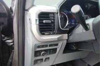 Ford F-150 2021 4x4 XLT 4 puertas SuperCrew 5.5 pies. SB
