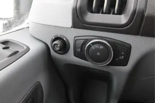 Ford Transit 2017 250 3 puertas SWB Techo Bajo Furgón de Carga con Puertas Laterales 60/40 del Lado del Pasajero