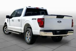 Ford F-150 2025 4x4 XLT 4 puertas SuperCrew 6.5 pies. SB