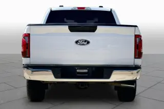Ford F-150 2025 4x4 XLT 4 puertas SuperCrew 6.5 pies. SB