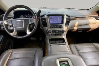 GMC Yukon 2015 4x2 Denali 4 puertas SUV