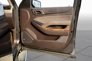 GMC Yukon 2015 4x2 Denali 4 puertas SUV