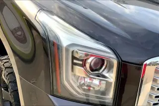 GMC Yukon 2015 4x2 Denali 4 puertas SUV
