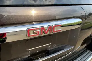 GMC Yukon 2015 4x2 Denali 4 puertas SUV